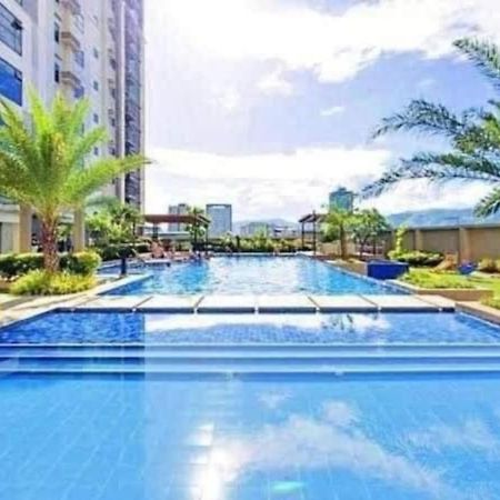 Apartamento Horizon 101 A2 Shortwalk Robinson Mall Mango Square Bar Cebú Exterior foto