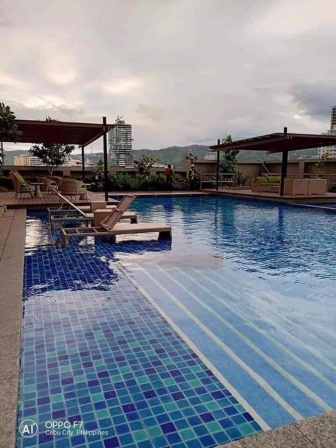 Apartamento Horizon 101 A2 Shortwalk Robinson Mall Mango Square Bar Cebú Exterior foto